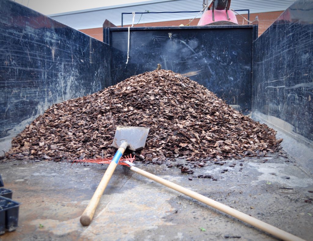 Why You Should Mulch Before Winter - Green Side Up Garden & Gifts